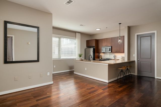 200 Manufacturers Rd Apt 339, Chattanooga, TN 37405