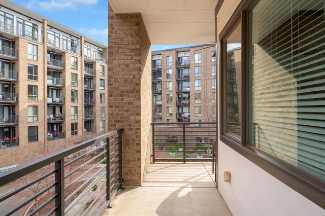 200 Manufacturers Rd Apt 339, Chattanooga, TN 37405