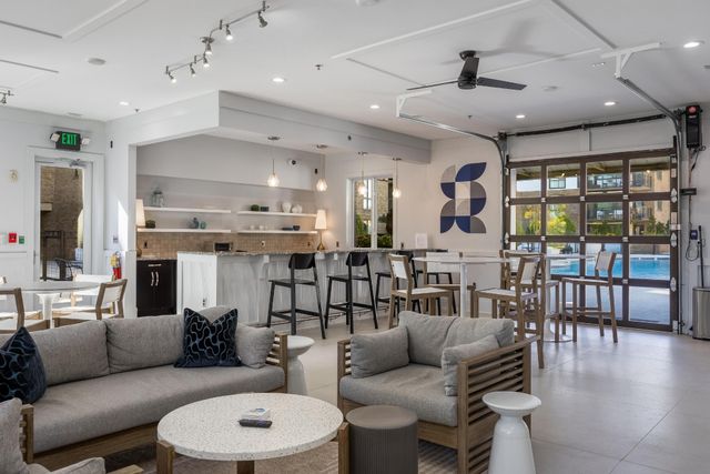 200 Manufacturers Rd Apt 339, Chattanooga, TN 37405