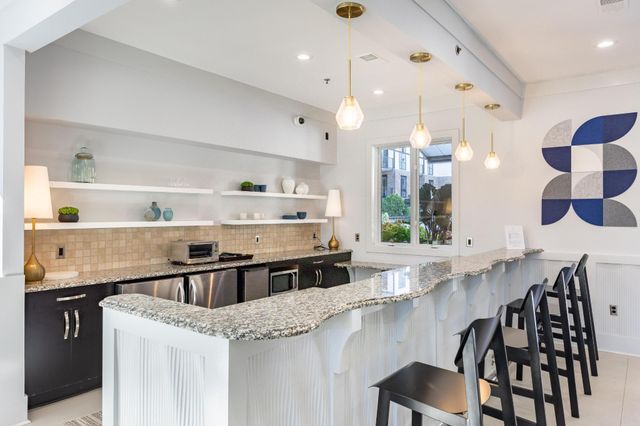 200 Manufacturers Rd Apt 339, Chattanooga, TN 37405