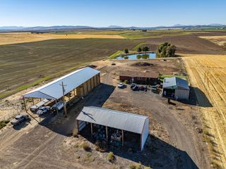 2863 NE Fern Lane, Madras, OR 97741