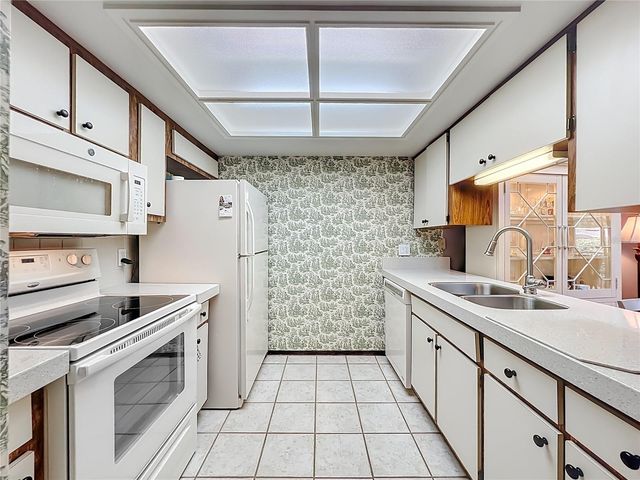 5143 LAZY OAKS DRIVE 5143, Winter Park, FL 32792