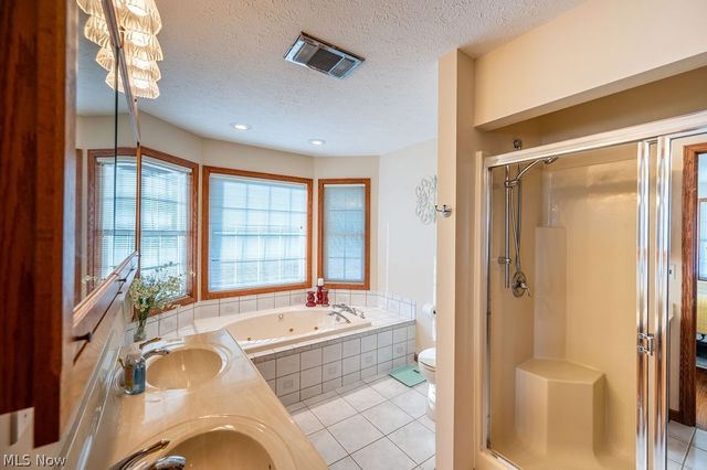 331 Grand C Heights, Mineral Wells, WV 26150