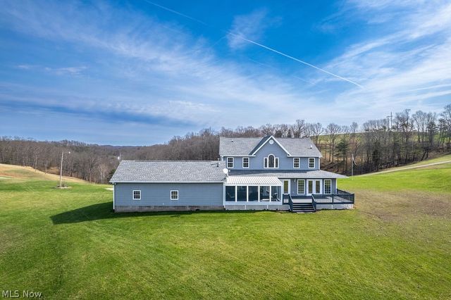 331 Grand C Heights, Mineral Wells, WV 26150