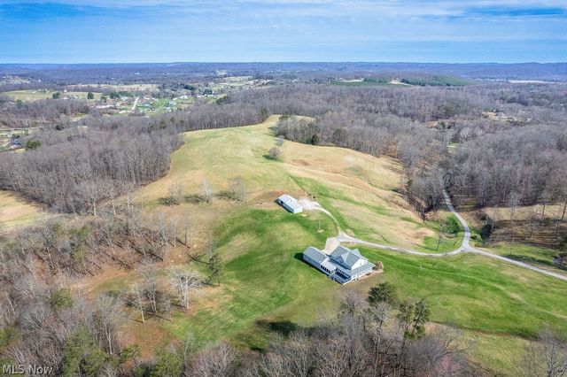 331 Grand C Heights, Mineral Wells, WV 26150