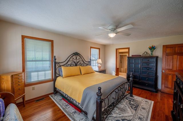 331 Grand C Heights, Mineral Wells, WV 26150