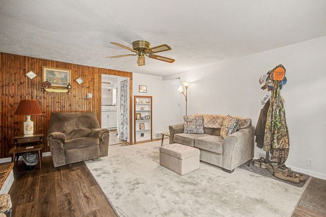 6315 Bishop Road, Lansing, MI 48911