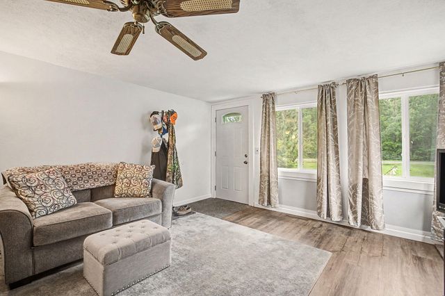 6315 Bishop Road, Lansing, MI 48911