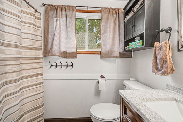 6315 Bishop Road, Lansing, MI 48911