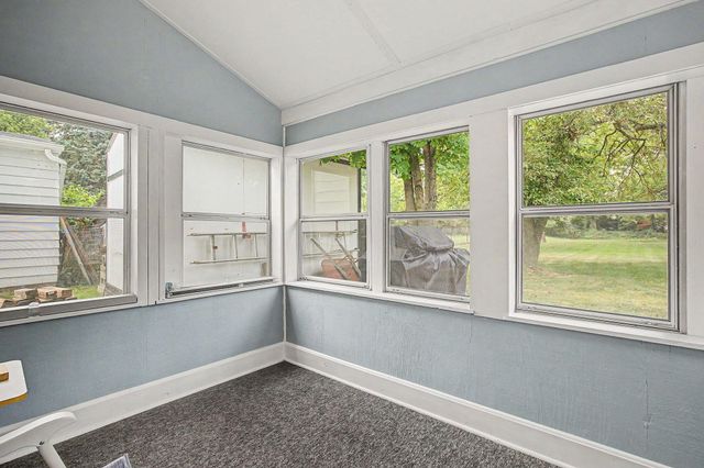 6315 Bishop Road, Lansing, MI 48911