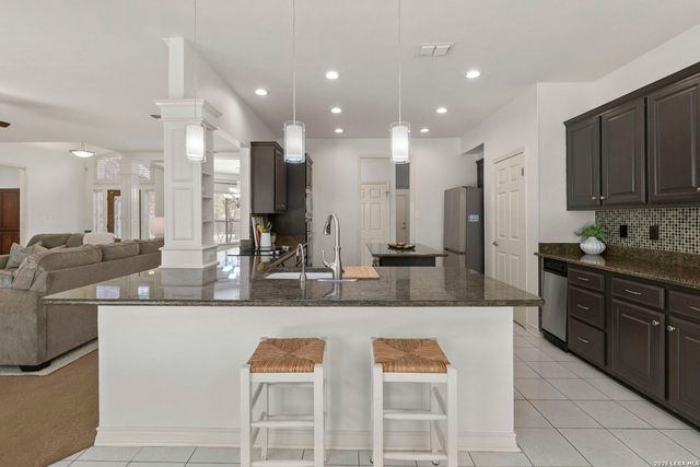 17407 Oak Canyon, San Antonio, TX 78248