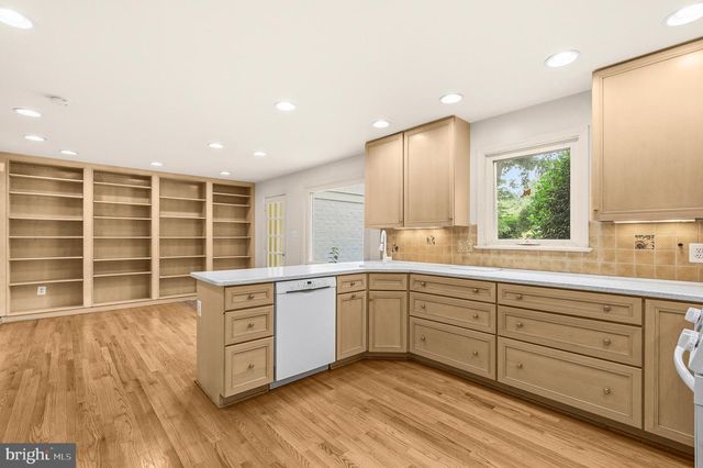 3316 N OHIO ST N, Arlington, VA 22207