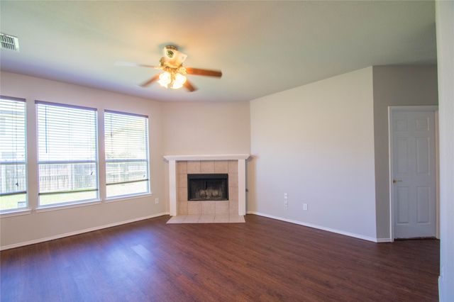 8512 Clearbrook Drive, Fort Worth, TX 76123