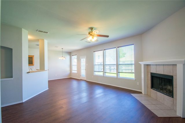 8512 Clearbrook Drive, Fort Worth, TX 76123