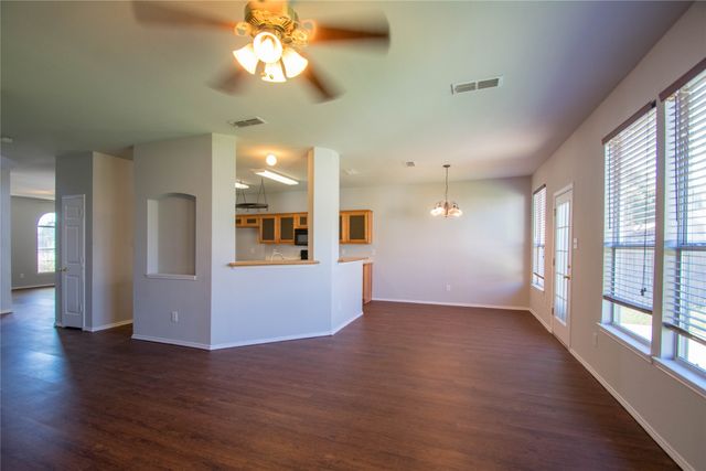 8512 Clearbrook Drive, Fort Worth, TX 76123