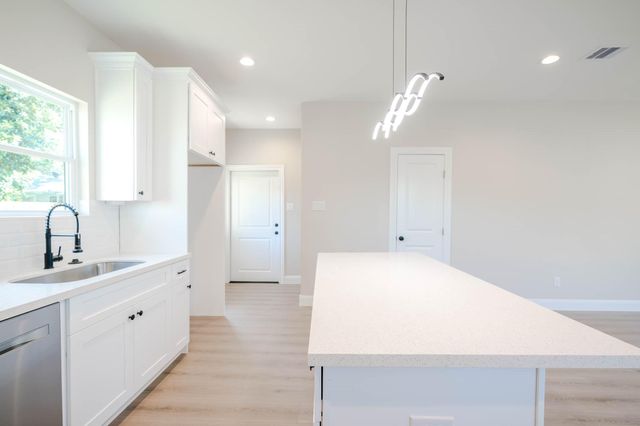 6322 Sayers Street, Houston, TX 77026