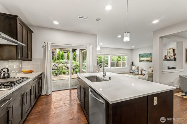 1233 198th Place SE, Bothell, WA 98012