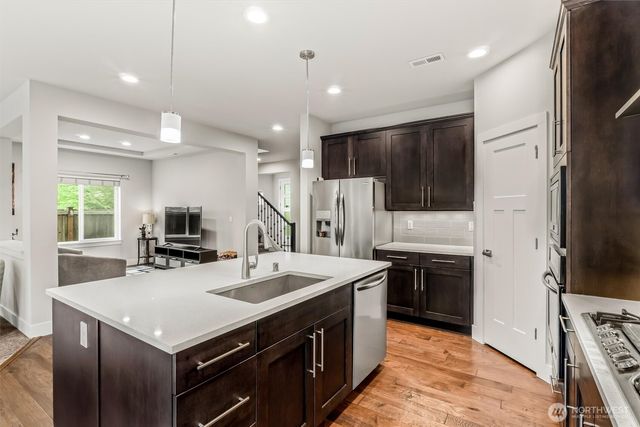 1233 198th Place SE, Bothell, WA 98012