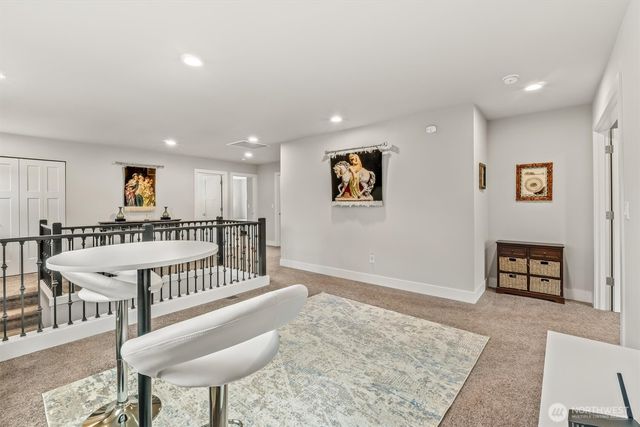 1233 198th Place SE, Bothell, WA 98012