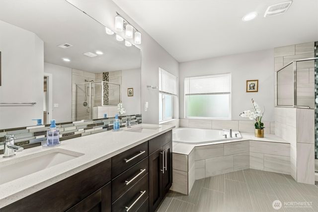 1233 198th Place SE, Bothell, WA 98012