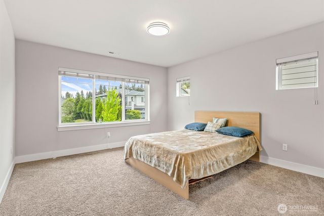 1233 198th Place SE, Bothell, WA 98012