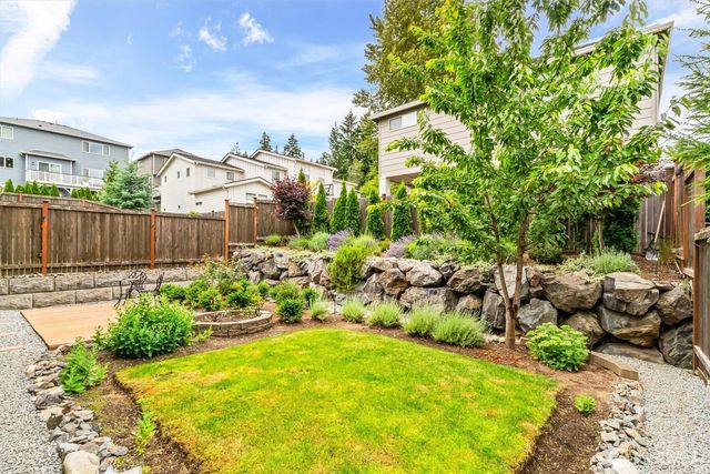 1233 198th Place SE, Bothell, WA 98012