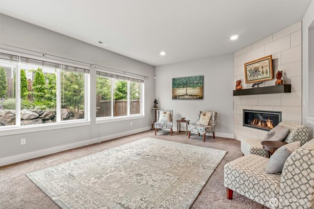 1233 198th Place SE, Bothell, WA 98012
