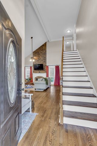 902 Rushmore Dr, Murfreesboro, TN 37129