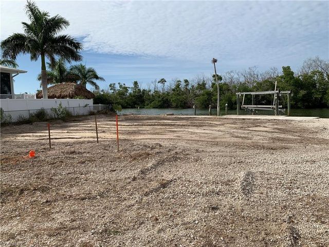 3977 Coconut DR, Other, FL 33956