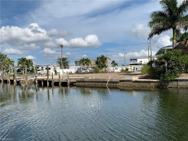 3977 Coconut DR, Other, FL 33956