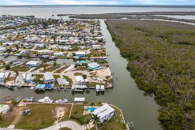 3977 Coconut DR, Other, FL 33956