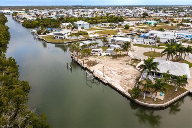 3977 Coconut DR, Other, FL 33956