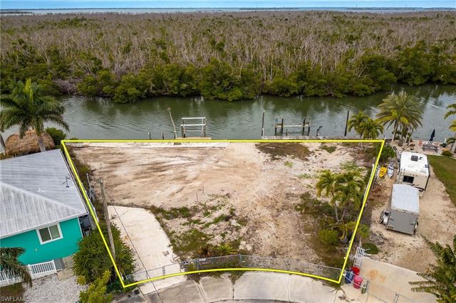 3977 Coconut DR, Other, FL 33956