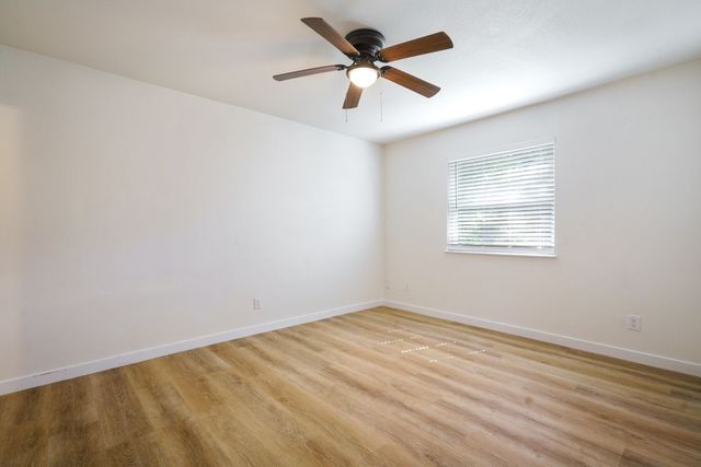 731 E Cherry Street, Duncanville, TX 75116