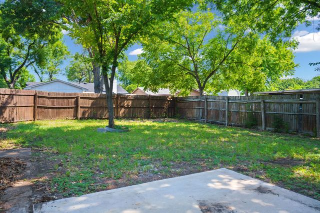 731 E Cherry Street, Duncanville, TX 75116
