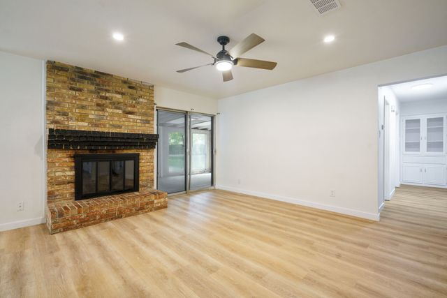 731 E Cherry Street, Duncanville, TX 75116