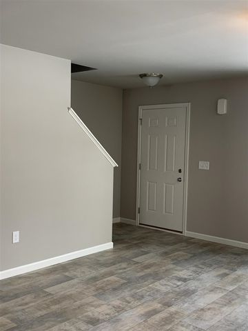 1453 Weatherstone Lane, Howell, MI 48843