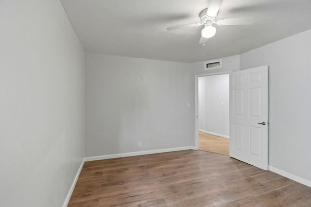 8715 E Street, Oakland, CA 94621
