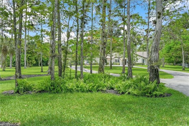 3480 19th AVE SW, Naples, FL 34117
