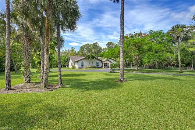 3480 19th AVE SW, Naples, FL 34117