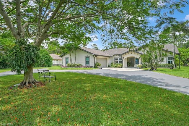 3480 19th AVE SW, Naples, FL 34117