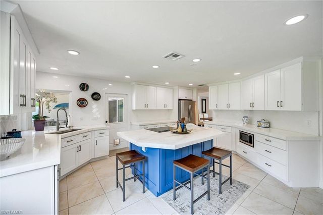 3480 19th AVE SW, Naples, FL 34117