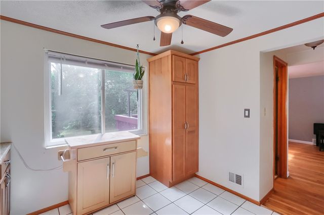 1132 Oblock Rd, Plum Boro, PA 15239