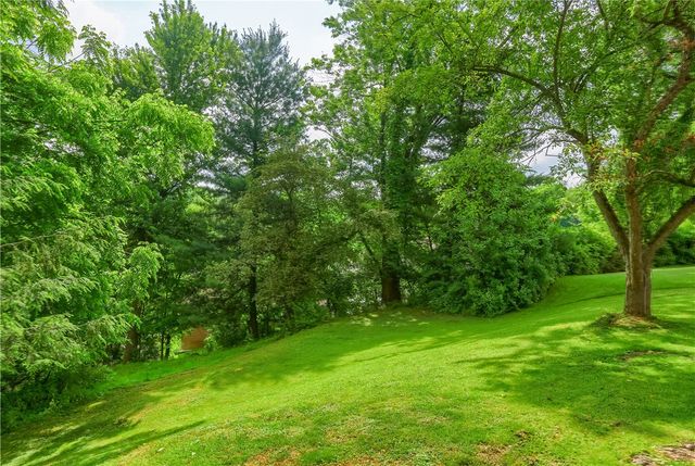 1132 Oblock Rd, Plum Boro, PA 15239