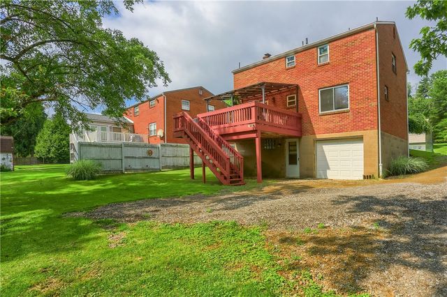 1132 Oblock Rd, Plum Boro, PA 15239