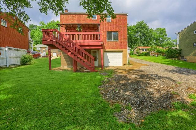 1132 Oblock Rd, Plum Boro, PA 15239