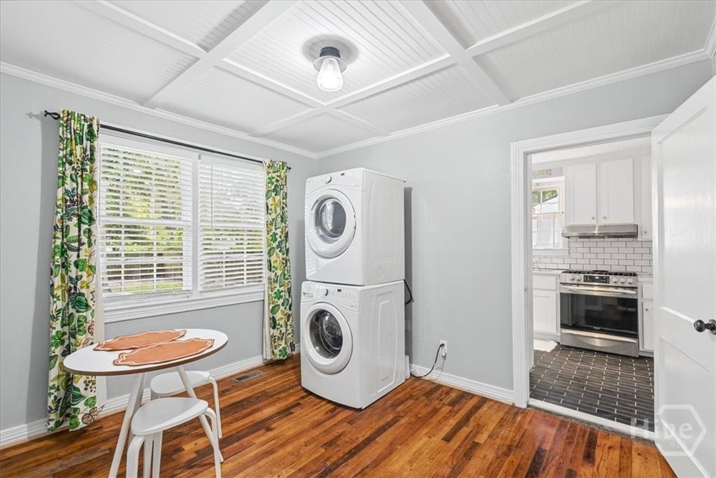 Image 20 of property listing at 414 E 66th Street, Savannah, GA 31405