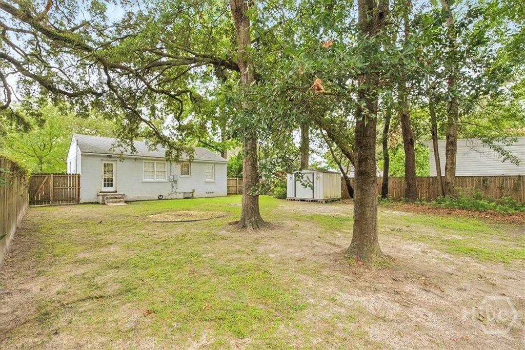 Image 27 of property listing at 414 E 66th Street, Savannah, GA 31405