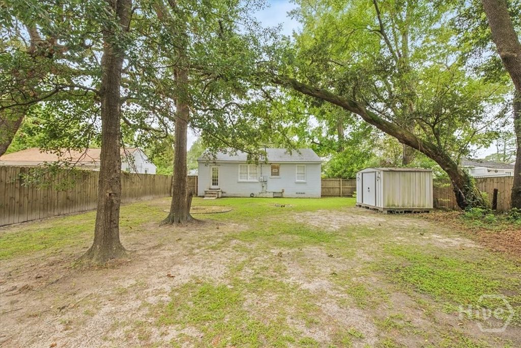 Image 29 of property listing at 414 E 66th Street, Savannah, GA 31405