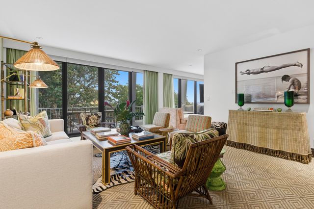 2275 S Ocean Boulevard 207n, Palm Beach, FL 33480